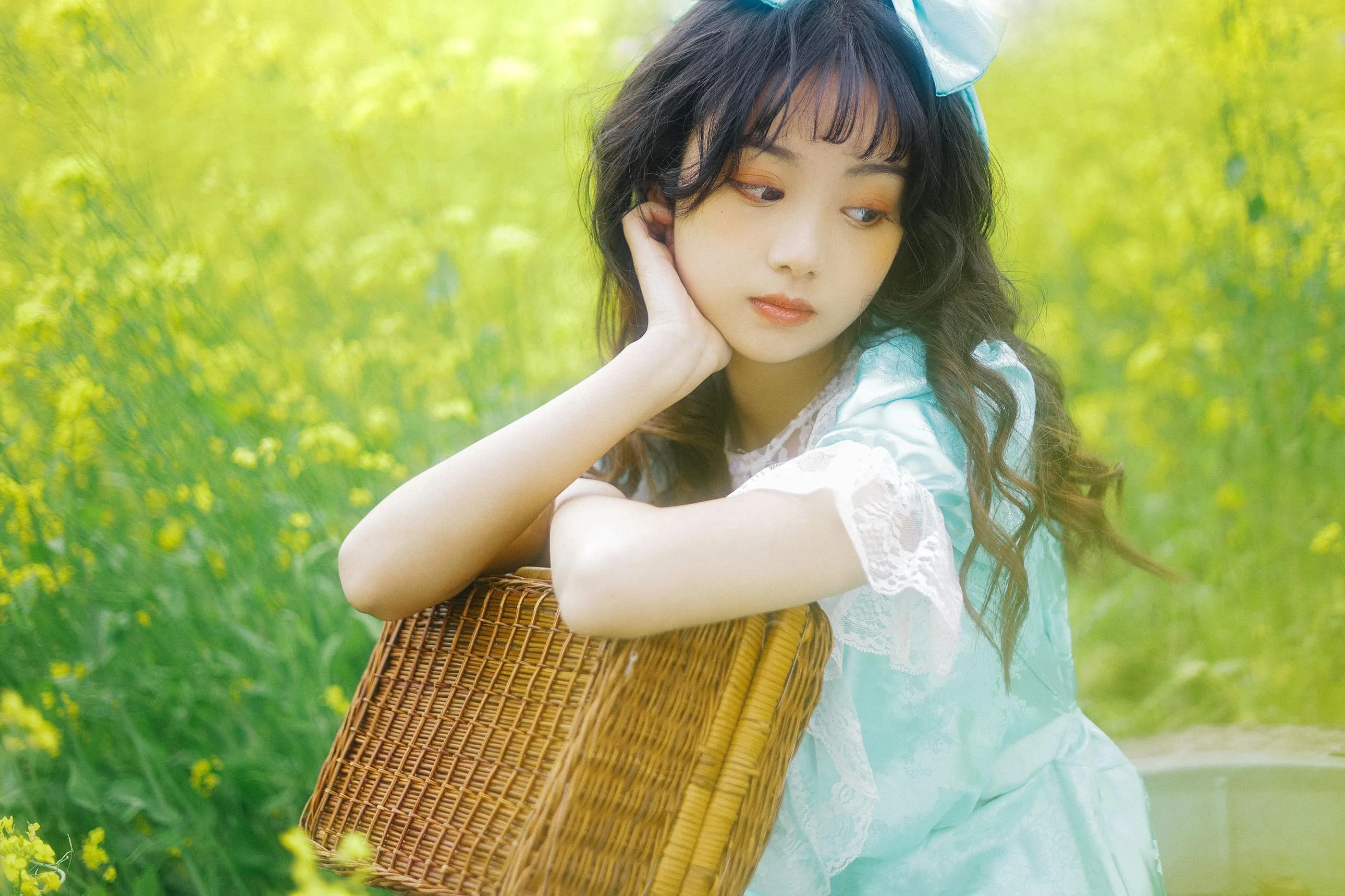 [艺图语] 2022.05.26 黄色花海 芊芊 [24P]插图7